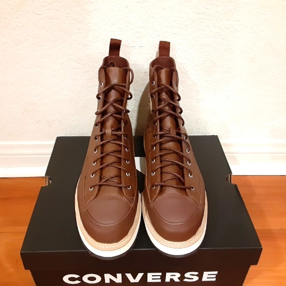 Converse - Picture 3 of 4